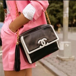 Chanel Vintage Rare Navy & White Lambskin Medium Camera Bag